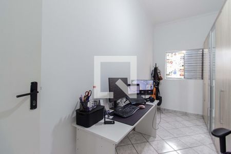 Casa à venda com 198m², 3 quartos e 5 vagas Casa à venda com 198m², 3 quartos e 5 vagasQuarto 2