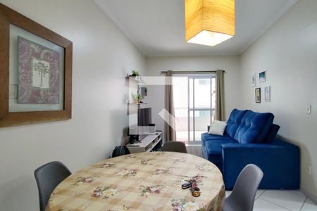 Sala de apartamento para alugar com 2 quartos, 90m² em Guilhermina, Praia Grande