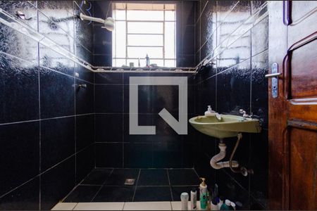 Apartamento à venda com 110m², 3 quartos e sem vagaBanheiro