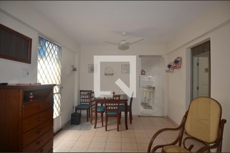 Casa à venda com 165m², 4 quartos e 2 vagasSala da Casa Anexa