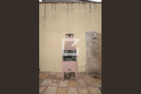 Casa à venda com 165m², 4 quartos e 2 vagasChurrasqueira