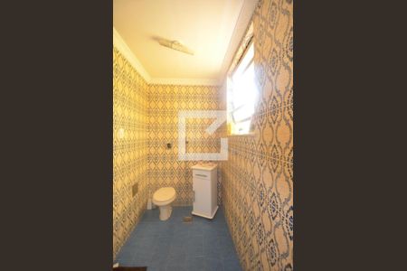 Casa à venda com 165m², 4 quartos e 2 vagasBanheiro