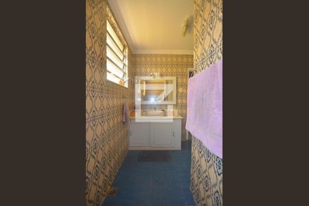 Casa à venda com 165m², 4 quartos e 2 vagasBanheiro