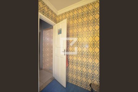 Casa à venda com 165m², 4 quartos e 2 vagasBanheiro