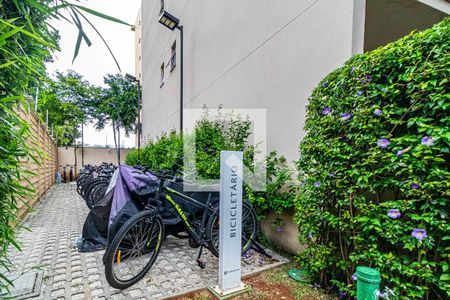 Apartamento à venda com 28m², 1 quarto e sem vaga Apartamento à venda com 28m², 1 quarto e sem vagaBicicletario