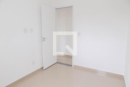 Quarto 1 de apartamento para alugar com 2 quartos, 48m² em Vila Silveira, Guarulhos