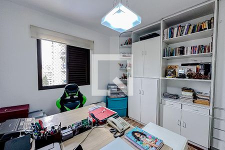 Apartamento à venda com 320m², 4 quartos e 3 vagasQuarto 4