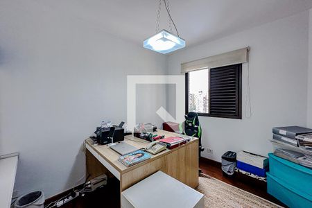 Apartamento à venda com 320m², 4 quartos e 3 vagasQuarto 4