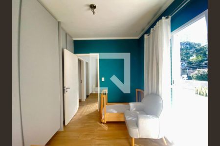 Casa à venda com 98m², 2 quartos e 2 vagas