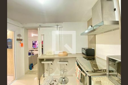 Casa à venda com 98m², 2 quartos e 2 vagas