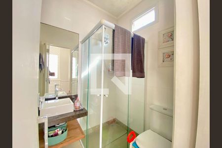 Casa à venda com 98m², 2 quartos e 2 vagas