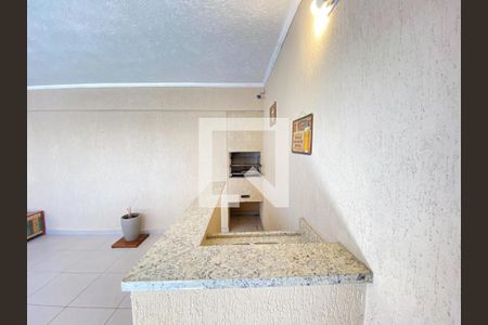 Casa à venda com 98m², 2 quartos e 2 vagas