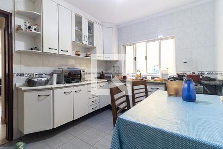 Casa à venda com 110m², 3 quartos e 2 vagas Casa à venda com 110m², 3 quartos e 2 vagasCozinha
