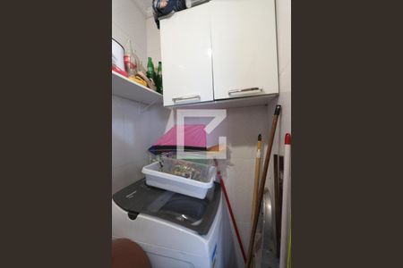 Casa à venda com 225m², 3 quartos e 2 vagasLavanderia