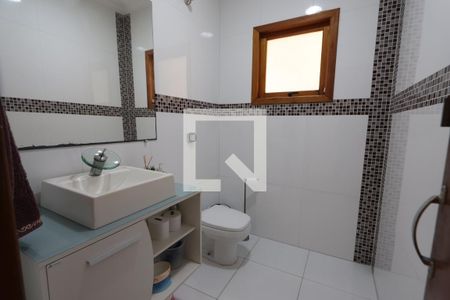 Casa à venda com 225m², 3 quartos e 2 vagasLavabo