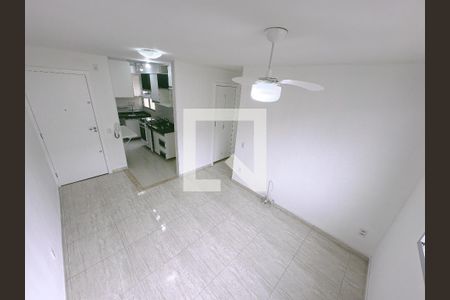 Sala de apartamento para alugar com 2 quartos, 40m² em Vila Nova Bonsucesso, Guarulhos