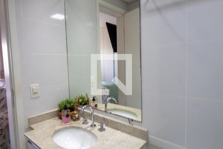 Apartamento à venda com 101m², 3 quartos e 2 vagasBanheiro da Suíte