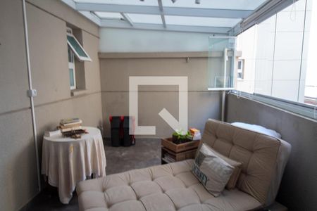 Apartamento à venda com 101m², 3 quartos e 2 vagasVaranda do Quarto 2