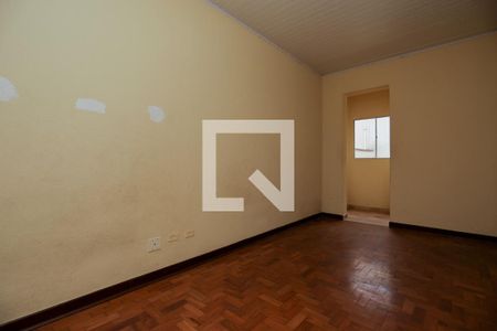 Casa à venda com 200m², 3 quartos e sem vaga Casa à venda com 200m², 3 quartos e sem vagaQuarto 3