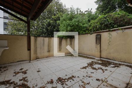Casa à venda com 200m², 3 quartos e sem vaga Casa à venda com 200m², 3 quartos e sem vagaÁrea de serviço