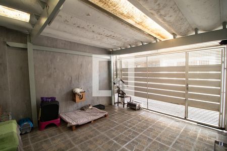 Casa à venda com 170m², 3 quartos e 1 vaga Casa à venda com 170m², 3 quartos e 1 vagaGaragem