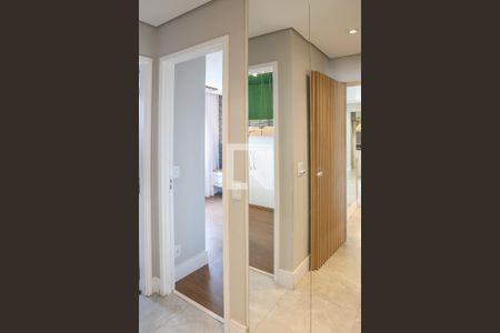 Apartamento à venda com 100m², 3 quartos e 2 vagas Apartamento à venda com 100m², 3 quartos e 2 vagasCorredor