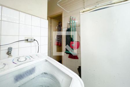 Casa à venda com 160m², 3 quartos e 3 vagas Casa à venda com 160m², 3 quartos e 3 vagasÁrea de Serviço