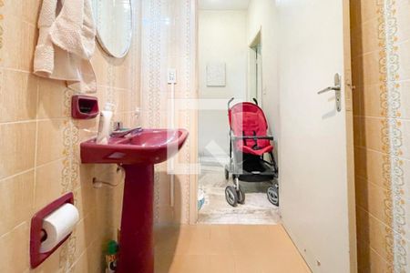 Casa à venda com 160m², 3 quartos e 3 vagas Casa à venda com 160m², 3 quartos e 3 vagasBanheiro Social 1