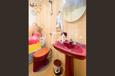 Casa à venda com 160m², 3 quartos e 3 vagas Casa à venda com 160m², 3 quartos e 3 vagasBanheiro Social 1