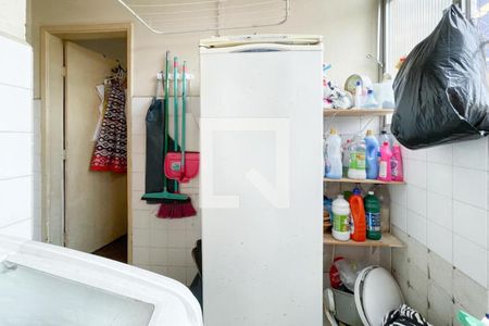Casa à venda com 160m², 3 quartos e 3 vagas Casa à venda com 160m², 3 quartos e 3 vagasÁrea de Serviço