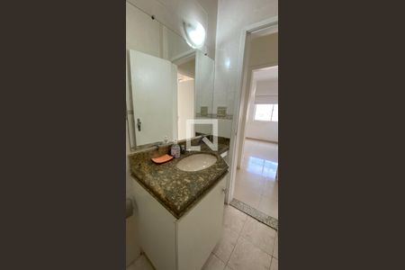 Apartamento à venda com 102m², 2 quartos e 1 vagaBanheiro Social