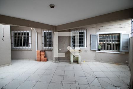 Casa à venda com 214m², 3 quartos e 3 vagas Casa à venda com 214m², 3 quartos e 3 vagasGaragem