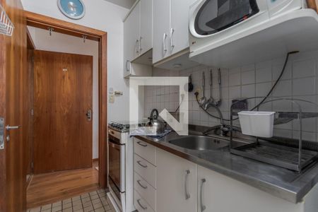 Apartamento à venda com 60m², 3 quartos e 1 vaga Apartamento à venda com 60m², 3 quartos e 1 vagaCozinha e Área de Serviço