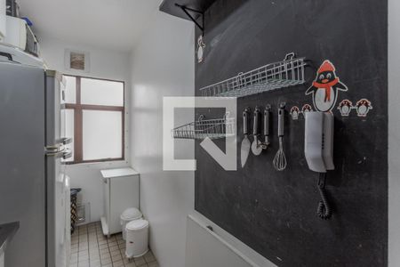 Apartamento à venda com 60m², 3 quartos e 1 vaga Apartamento à venda com 60m², 3 quartos e 1 vagaCozinha e Área de Serviço