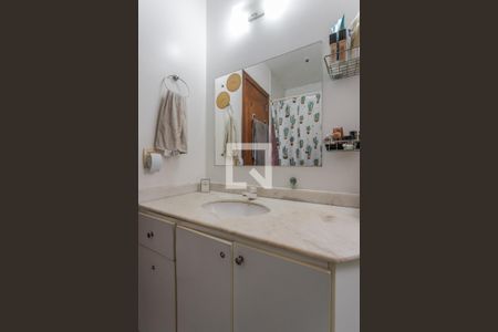 Apartamento à venda com 60m², 3 quartos e 1 vaga Apartamento à venda com 60m², 3 quartos e 1 vagaBanheiro