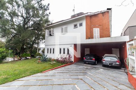 Casa de condomínio para alugar com 440m², 4 quartos e 4 vagas Casa de condomínio para alugar com 440m², 4 quartos e 4 vagasGaragem