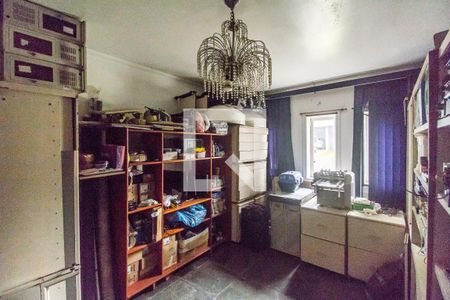 Casa de condomínio para alugar com 440m², 4 quartos e 4 vagas Casa de condomínio para alugar com 440m², 4 quartos e 4 vagasEscritório