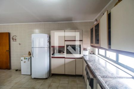 Casa de condomínio para alugar com 440m², 4 quartos e 4 vagas Casa de condomínio para alugar com 440m², 4 quartos e 4 vagasCozinha