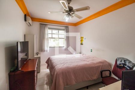 Casa de condomínio para alugar com 440m², 4 quartos e 4 vagas Casa de condomínio para alugar com 440m², 4 quartos e 4 vagasQuarto 3