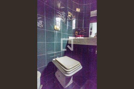 Casa de condomínio para alugar com 440m², 4 quartos e 4 vagas Casa de condomínio para alugar com 440m², 4 quartos e 4 vagasLavabo