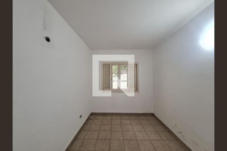 Casa à venda com 428m², 5 quartos e 5 vagas Casa à venda com 428m², 5 quartos e 5 vagasQuarto Casa 02