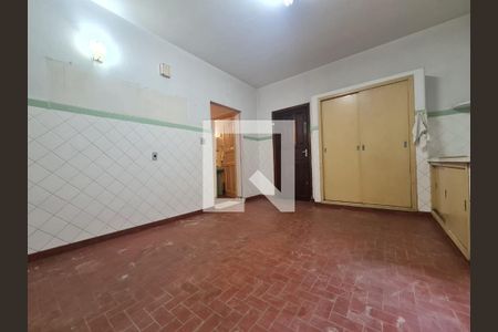 Casa à venda com 428m², 5 quartos e 5 vagas Casa à venda com 428m², 5 quartos e 5 vagasCozinha