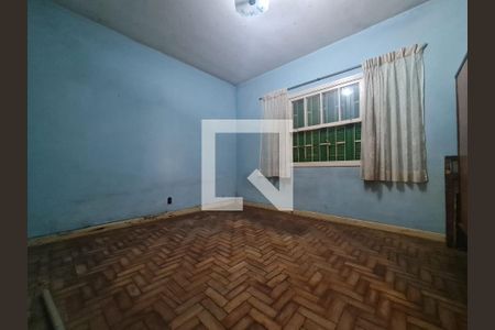 Casa à venda com 428m², 5 quartos e 5 vagas Casa à venda com 428m², 5 quartos e 5 vagasQuarto 03