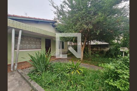 Casa à venda com 428m², 5 quartos e 5 vagas Casa à venda com 428m², 5 quartos e 5 vagasFrente do imovel