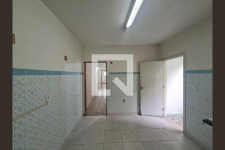 Casa à venda com 428m², 5 quartos e 5 vagas Casa à venda com 428m², 5 quartos e 5 vagasCozinha Casa 02