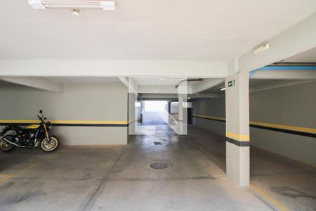 Apartamento à venda com 200m², 3 quartos e 1 vaga Apartamento à venda com 200m², 3 quartos e 1 vagaGaragem