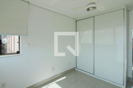 Apartamento à venda com 200m², 3 quartos e 1 vaga Apartamento à venda com 200m², 3 quartos e 1 vagaSuíte