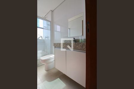 Apartamento à venda com 200m², 3 quartos e 1 vaga Apartamento à venda com 200m², 3 quartos e 1 vagaBanheiro Social 1