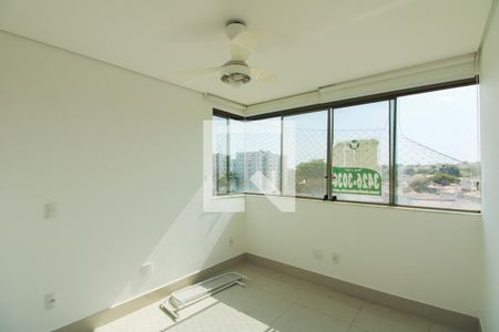 Apartamento à venda com 200m², 3 quartos e 1 vaga Apartamento à venda com 200m², 3 quartos e 1 vagaQuarto 1