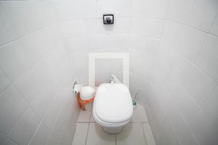 Apartamento à venda com 85m², 2 quartos e 1 vaga Apartamento à venda com 85m², 2 quartos e 1 vagaBanheiro de serviço